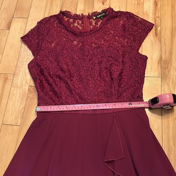 Miusol High-Low, Lace and Sheer Dress - Picture 5 of 8